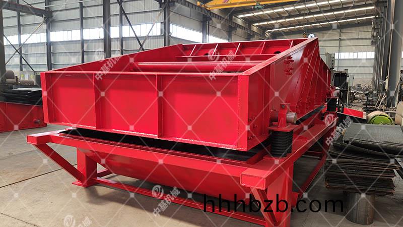 振(zhen)動(dong)脫水篩