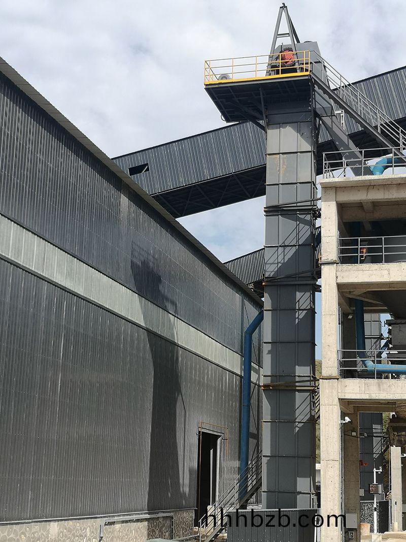 衞輝中基機械NE提陞機(ji)介紹